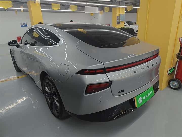 Фото 5 - XPeng P7