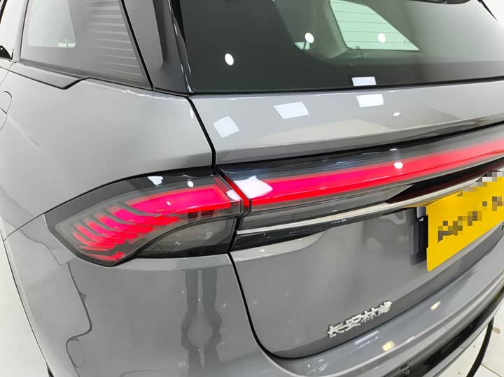 Фото 7 - Lincoln Nautilus