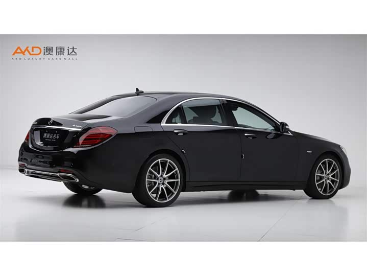 Фото 3 - Mercedes-Benz S-Class