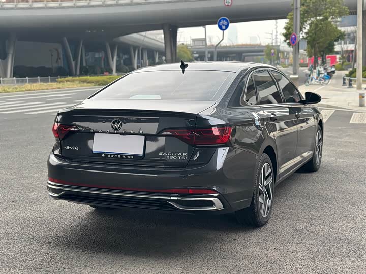 Фото 9 - Volkswagen Sagitar L