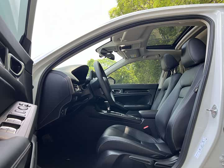 Фото 7 - Honda Civic