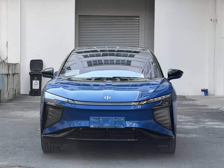 Фото 2 - HiPhi X