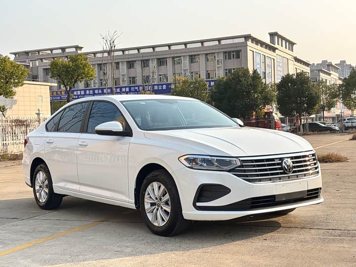 Фото 3 - Volkswagen Lavida