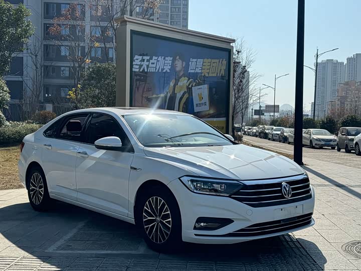 Фото 3 - Volkswagen Sagitar L