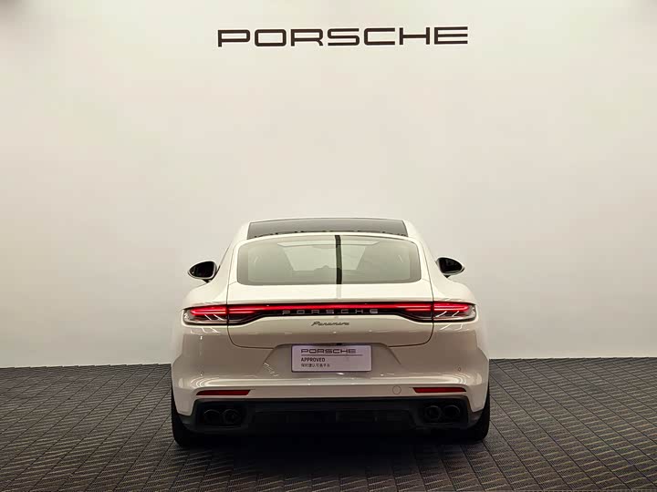 Фото 5 - Porsche Panamera
