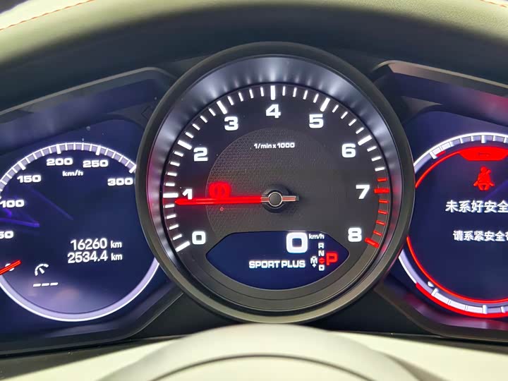 Фото 9 - Porsche Panamera