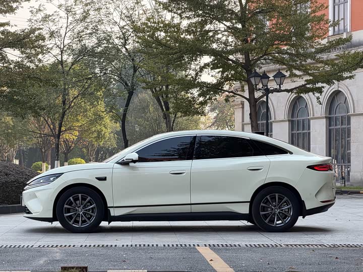 Фото 3 - BYD Qin L