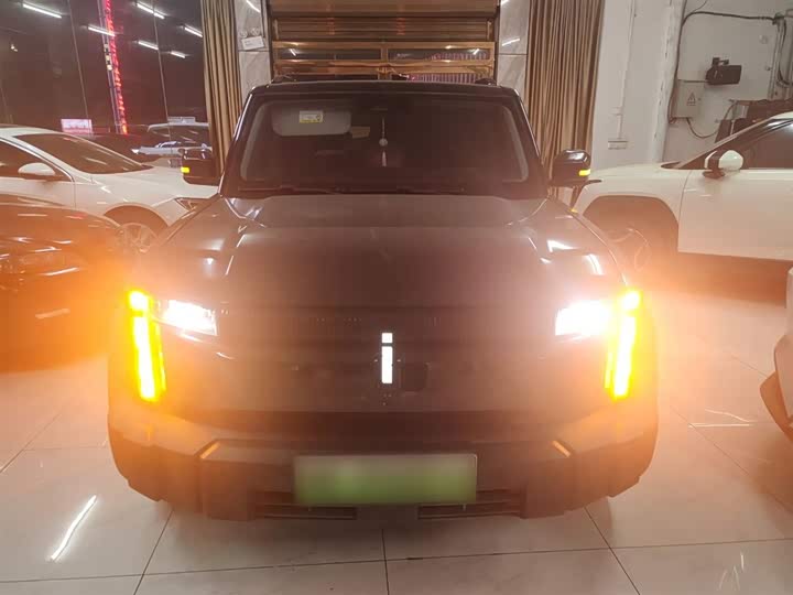 Фото 3 - Chery iCar 03