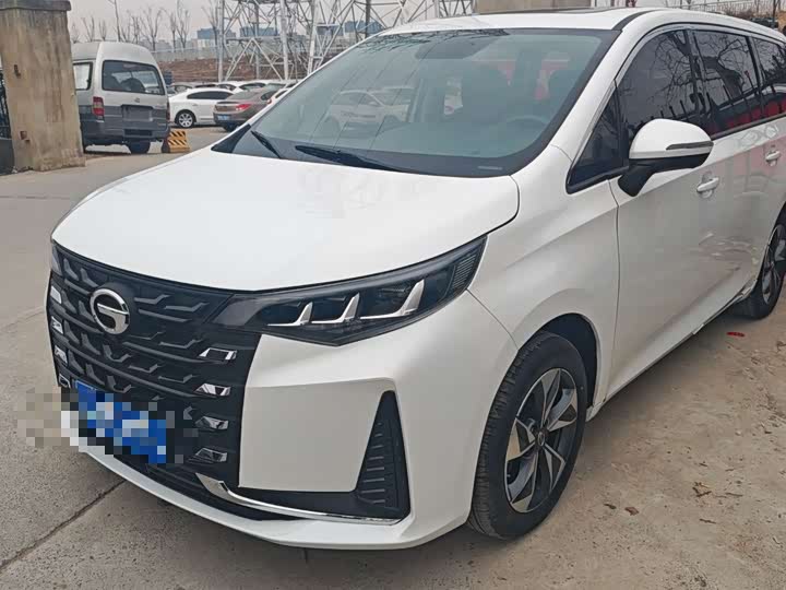 Фото 1 - GAC Trumpchi M6