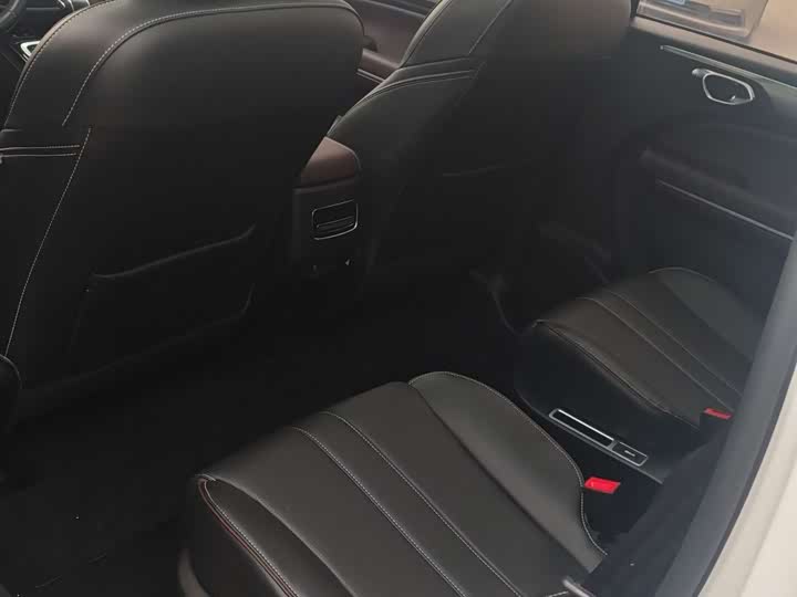 Фото 6 - GAC Trumpchi M6