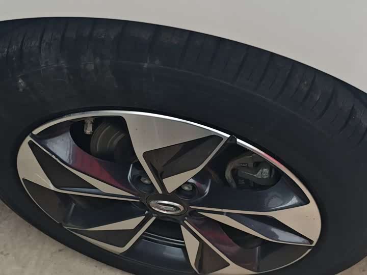 Фото 9 - GAC Trumpchi M6