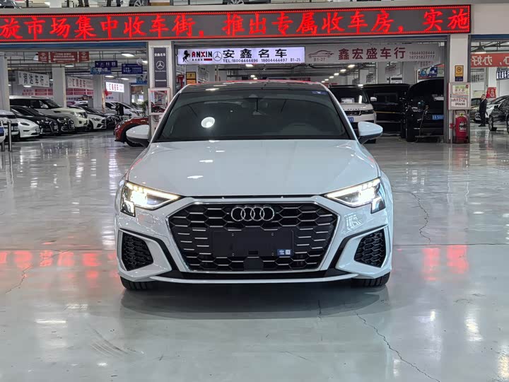 Фото 2 - Audi A3