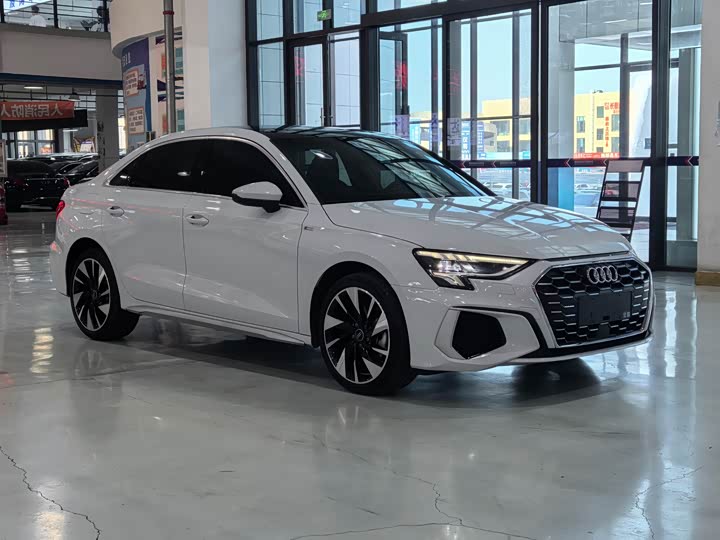 Фото 3 - Audi A3