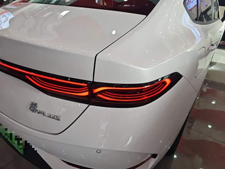 Фото 8 - BYD Qin Plus