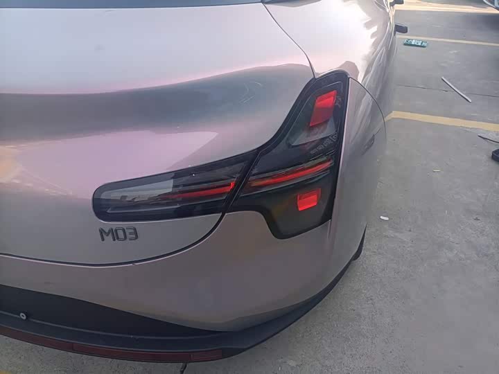 Фото 8 - XPeng Mona M03