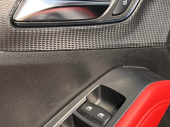 Фото 8 - MG Motor 5