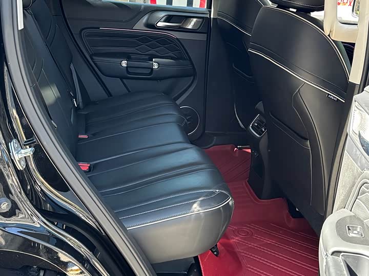 Фото 8 - Tank 300