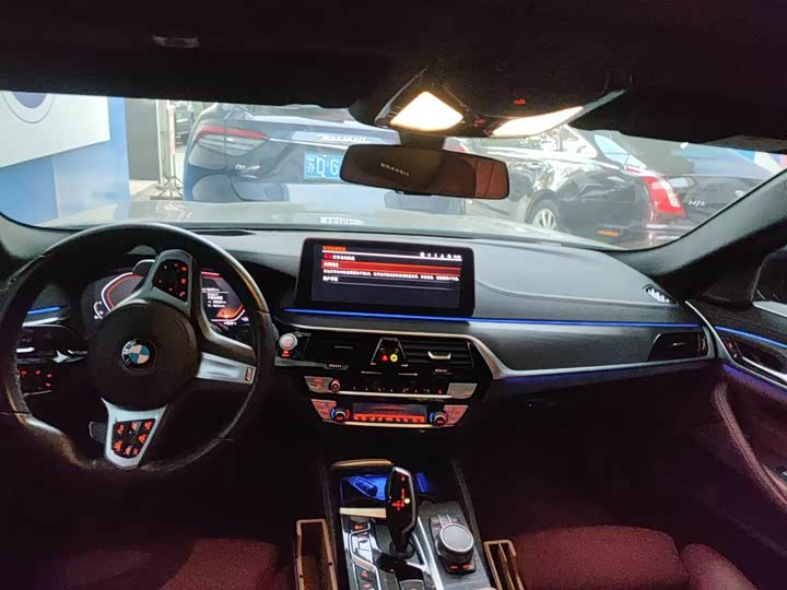 Фото 2 - BMW 5 Series