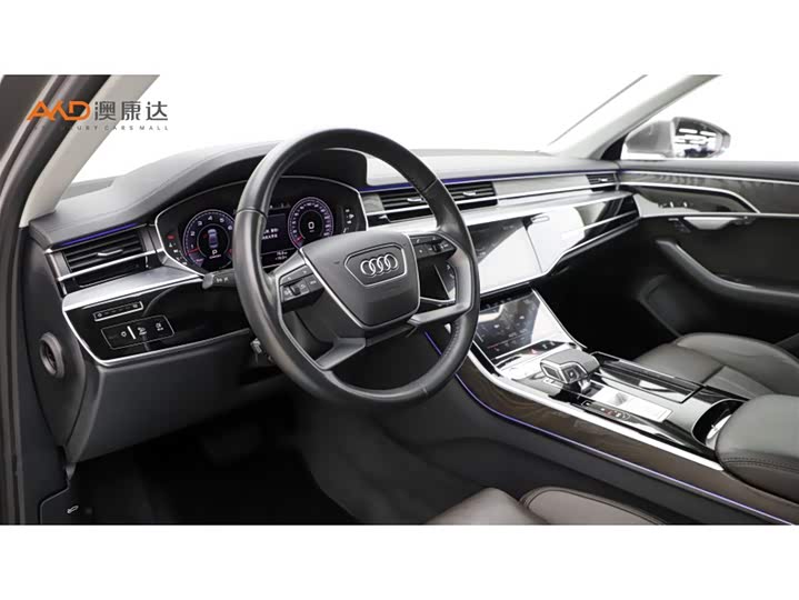 Фото 6 - Audi A8