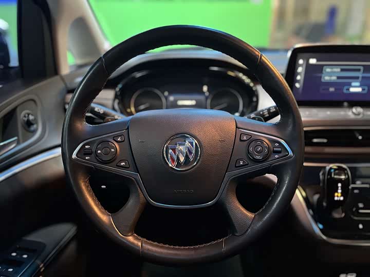 Фото 5 - Buick GL8 ES