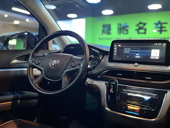 Фото 6 - Buick GL8 ES