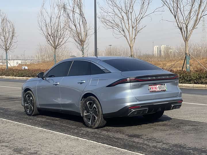 Фото 7 - Geely Galaxy L6