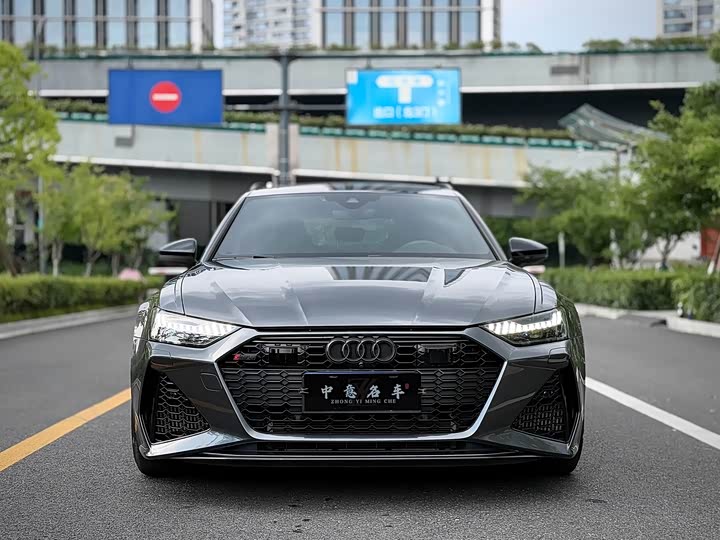 Фото 2 - Audi RS 6