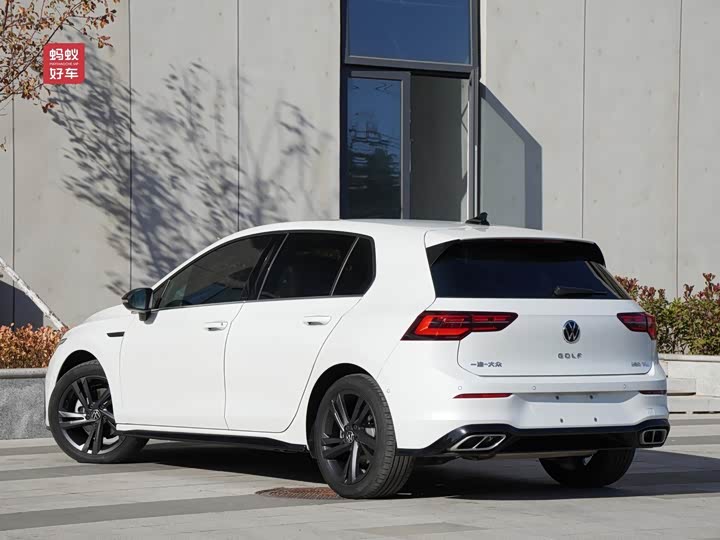 Фото 6 - Volkswagen Golf