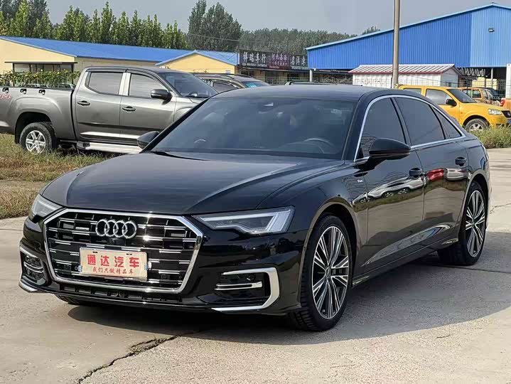 Фото 1 - Audi A6L