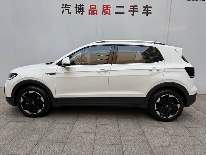 Фото 3 - Volkswagen Tacqua