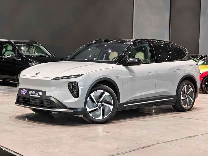 Фото 1 - Nio ES6