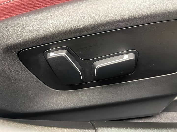 Фото 8 - BMW 5 Series