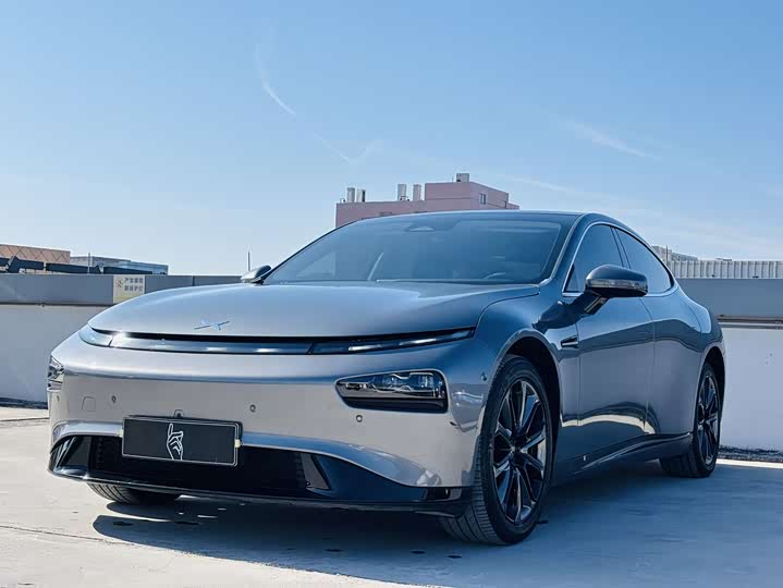 Фото 1 - XPeng P7