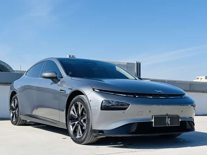 Фото 3 - XPeng P7