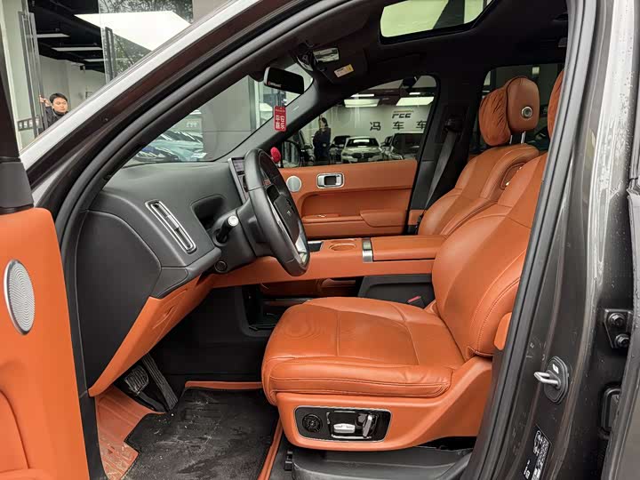 Фото 4 - LiXiang L8