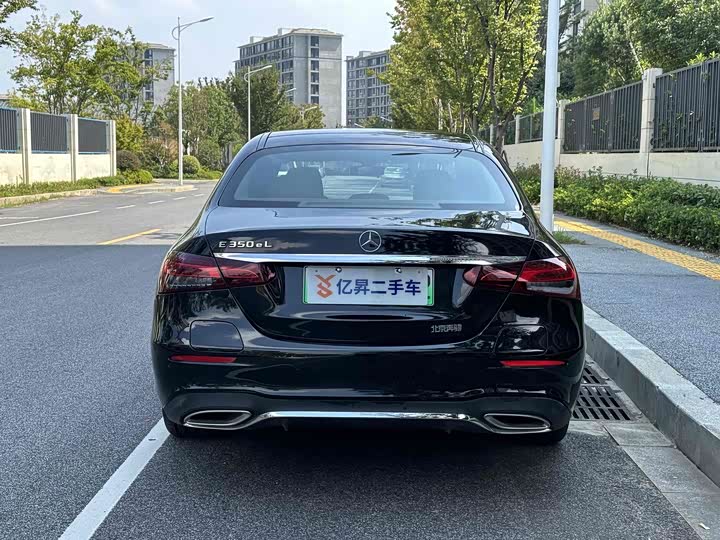 Фото 3 - Mercedes-Benz E-Class Hybrid