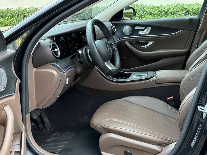 Фото 6 - Mercedes-Benz E-Class Hybrid