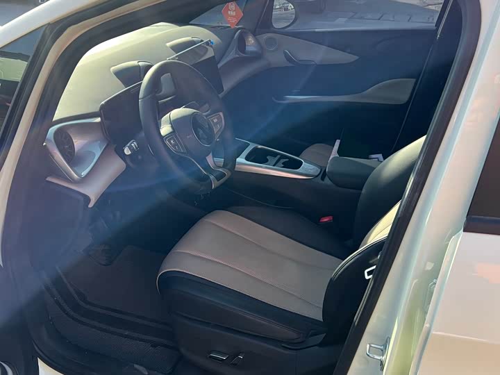 Фото 5 - BYD Dolphin