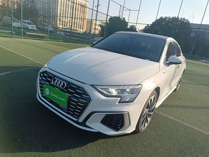 Фото 1 - Audi A3