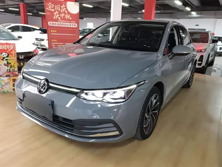 Фото 1 - Volkswagen Golf