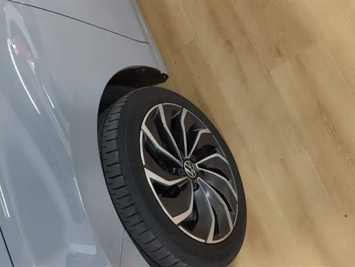 Фото 6 - Volkswagen Golf