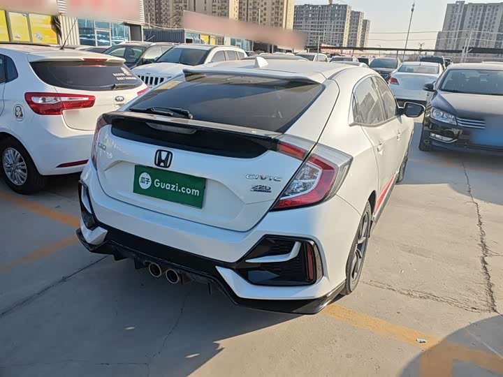 Фото 7 - Honda Civic