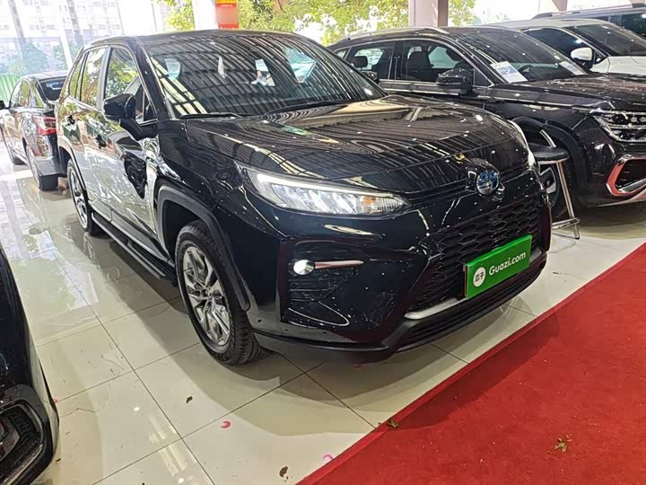 Фото 4 - Toyota Wildlander