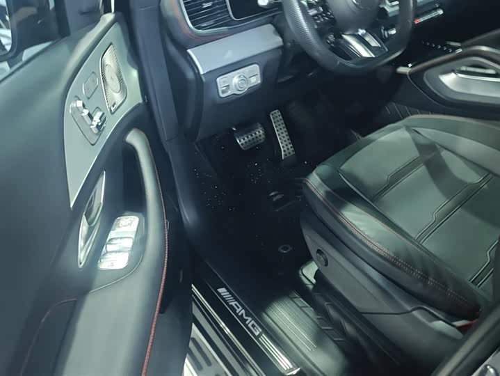 Фото 9 - Mercedes-Benz GLE-Class AMG