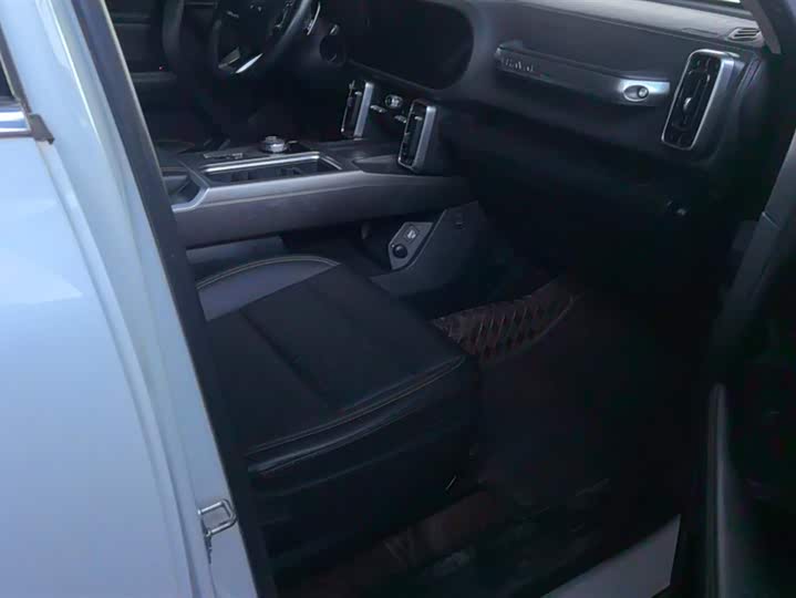 Фото 8 - Haval Dargo