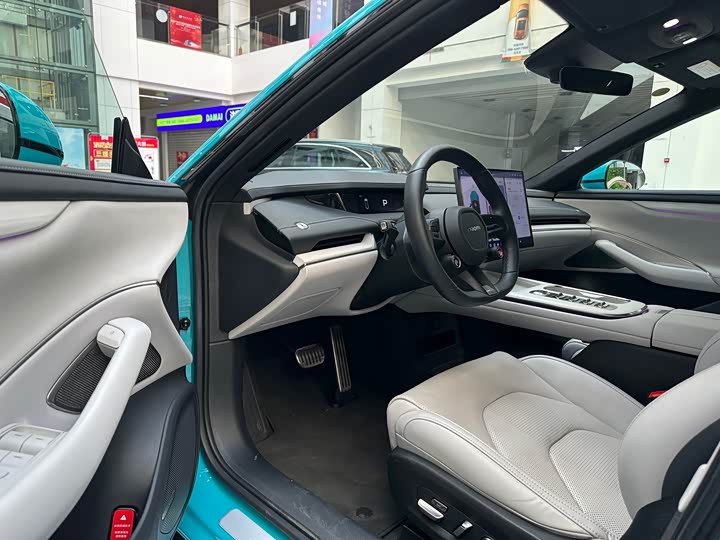 Фото 9 - Xiaomi SU7