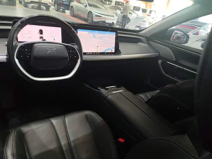 Фото 9 - XPeng P7