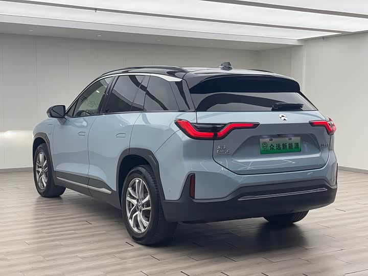 Фото 8 - Nio ES6