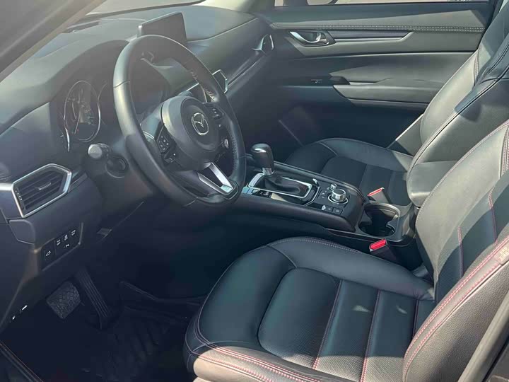 Фото 7 - Mazda CX-5