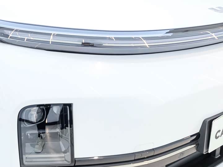 Фото 7 - LiXiang L8